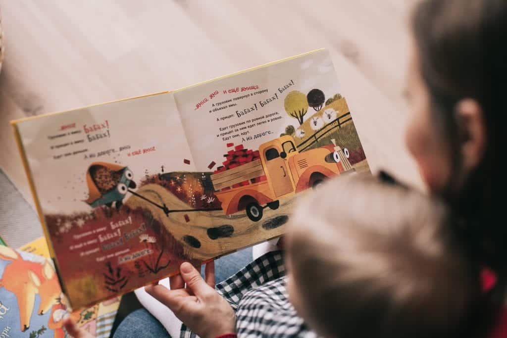 Children reading on Just4Kidz sofa